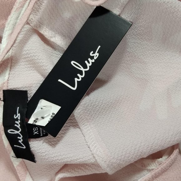 Lulus Pink and White Shorts Romper Women's Size XS NWOT - Picture 5 of 7